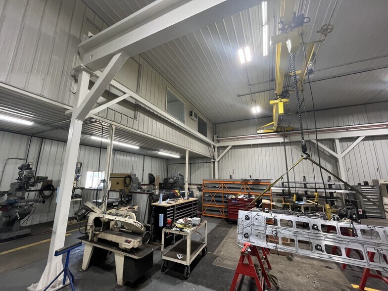 More Photos Of 15630 68th Ave, Coopersville Manufacturing For Lease