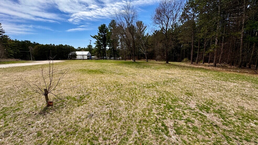 More Photos Of 8072 S Mackinaw Trl, Cadillac Land For Sale