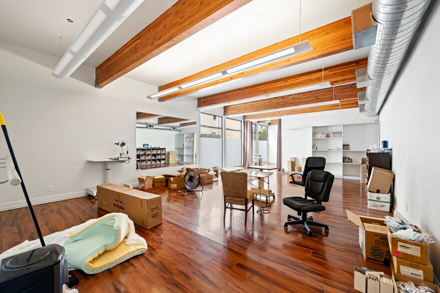 More Photos Of 2211 Bush St, San Francisco Medical For Sale
