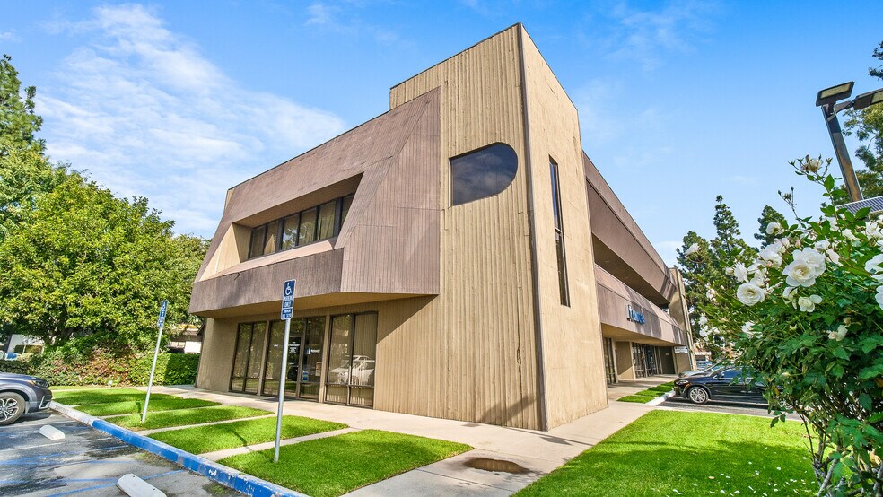 More Photos Of 18331 Gridley Rd, Cerritos Medical For Lease