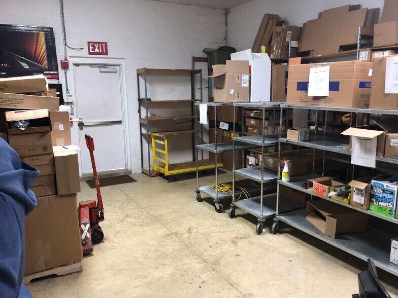 More Photos Of 2200 N 11th St, Reading Flex For Sale