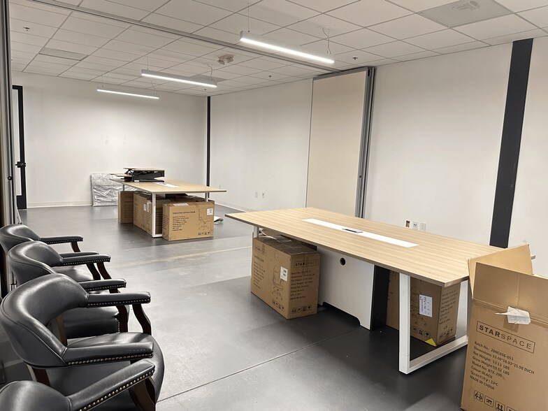 More Photos Of 1801 E Holt Blvd, Ontario Loft Creative Space For Lease
