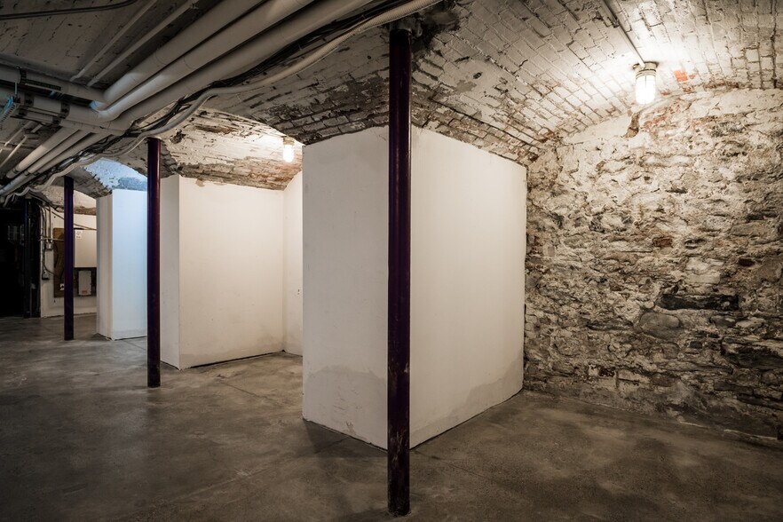 More Photos Of 226 Walnut St, Philadelphia Loft Creative Space For Lease