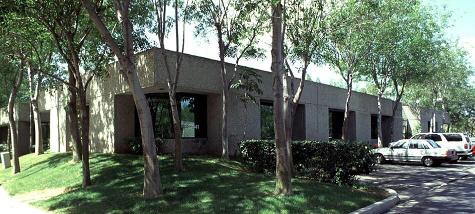More Photos Of 22981 Mill Creek Dr, Laguna Hills Unknown For Lease