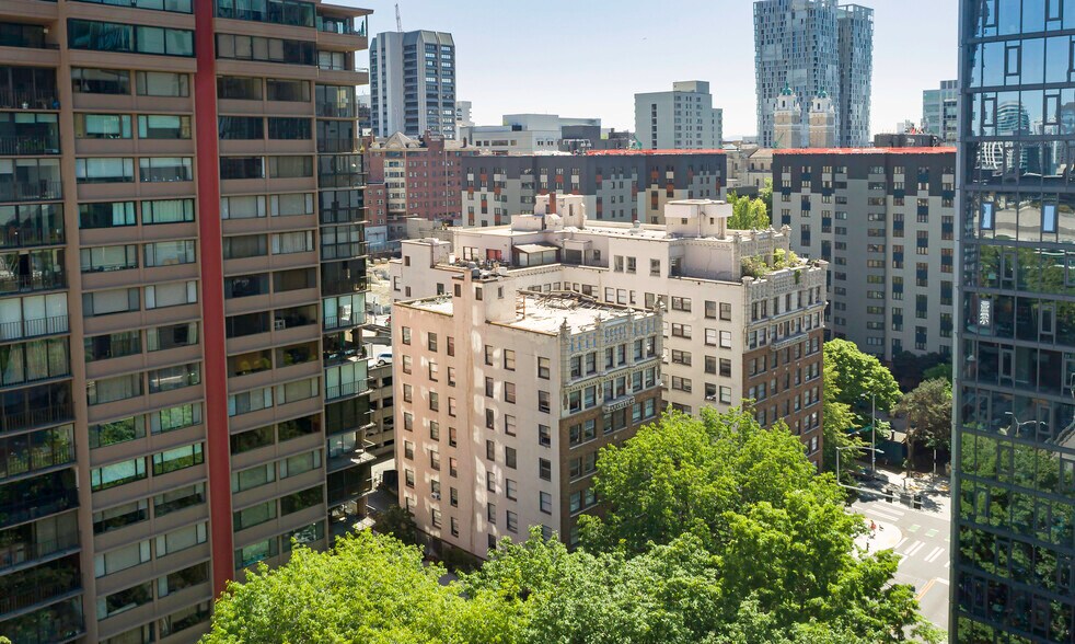 More Photos Of 1110 8th Ave, Seattle Apartments For Sale