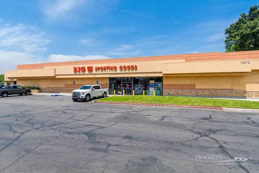 More Photos Of 16755-16873 Valley Blvd, Fontana Unknown For Lease