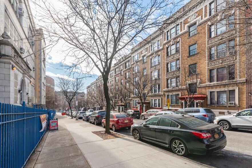 More Photos Of 1925 Andrews Ave S, Bronx Apartments For Sale