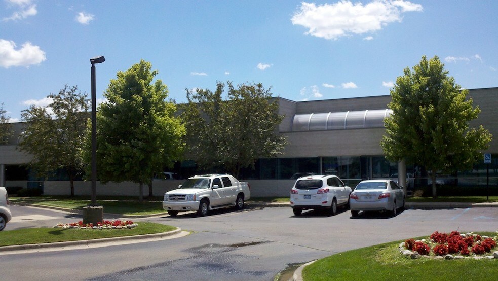 More Photos Of 37735 Enterprise Ct, Farmington Hills Light Manufacturing For Lease