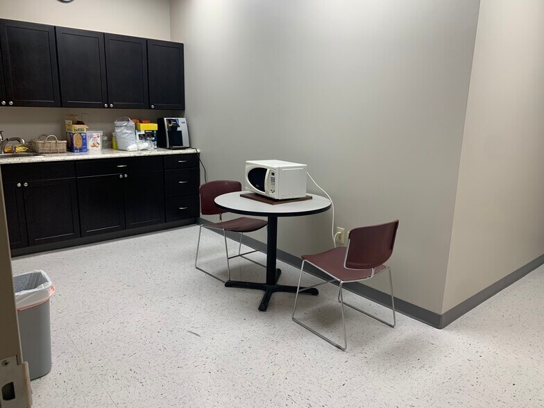 More Photos Of 2245 US Highway 130, Dayton Office For Lease