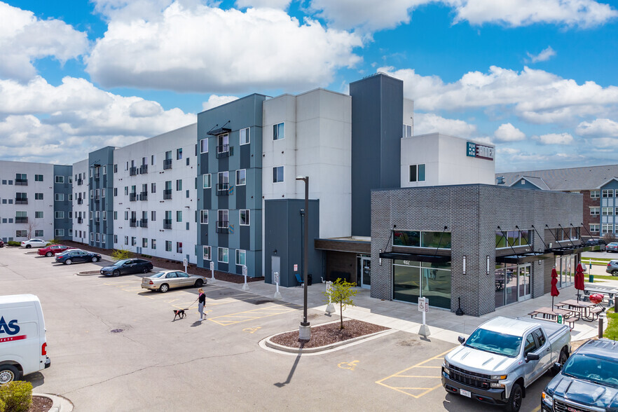 More Photos Of 482 Marion Rd, Oshkosh Apartments For Sale