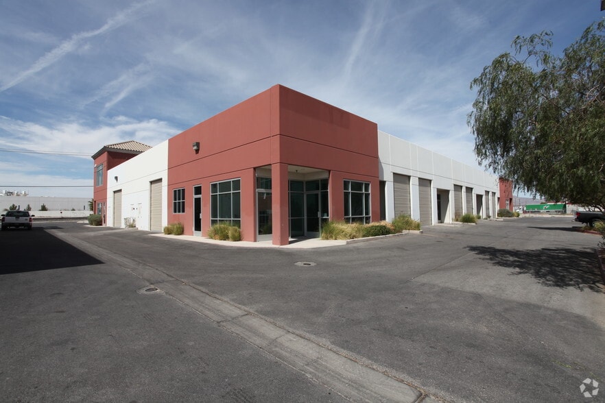 More Photos Of 4560 Donovan Way, North Las Vegas Warehouse For Lease
