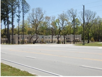 More Photos Of 2050 Old Bailey Rd, Ridgeland Showroom For Lease