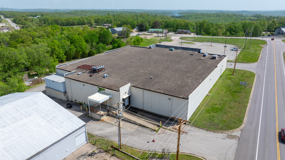 More Photos Of 8845 N State Highway 5, Camdenton Freestanding For Sale