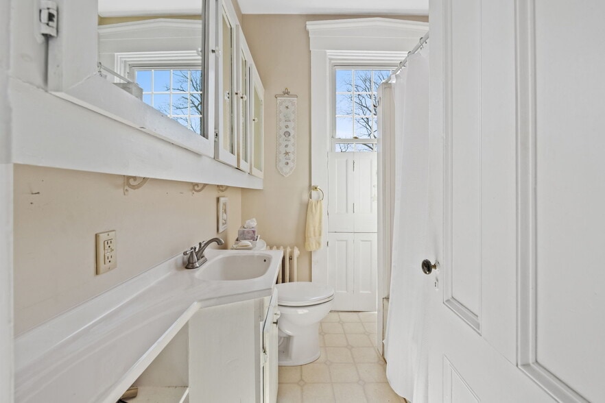 More Photos Of 76 Cottage St, New Bedford Multifamily For Sale