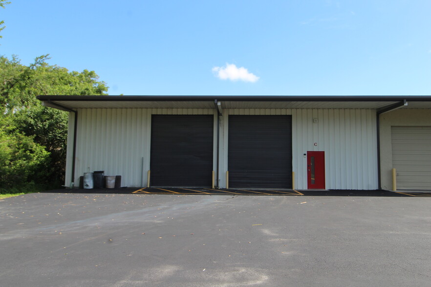 Primary Photo Of 7640 Matoaka Rd, Sarasota Warehouse For Lease