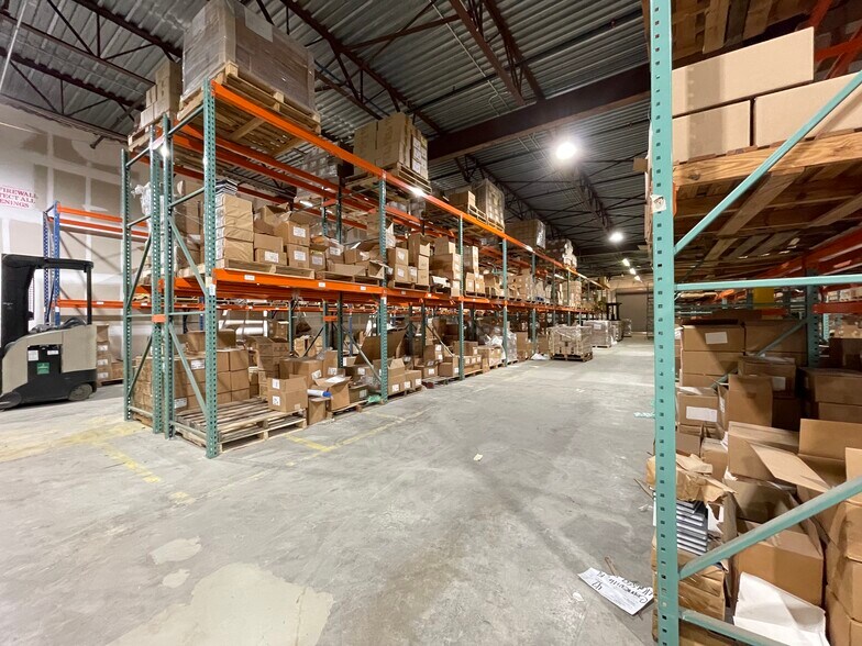 More Photos Of 5901 NE Waldo Rd, Gainesville Warehouse For Lease