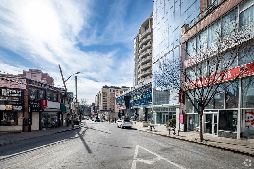 More Photos Of 3720 Prince St, Flushing Apartments For Sale