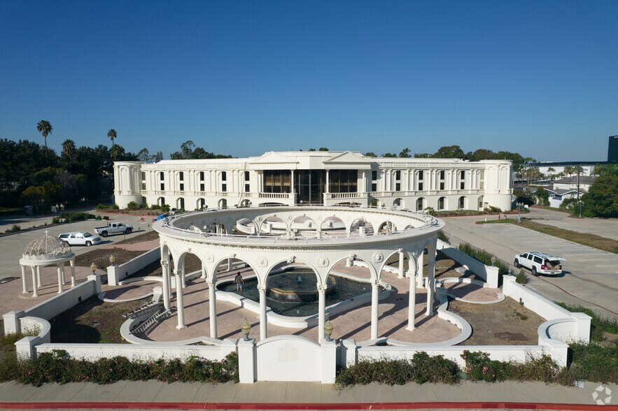 More Photos Of 3150 Bear St, Costa Mesa Schools For Sale