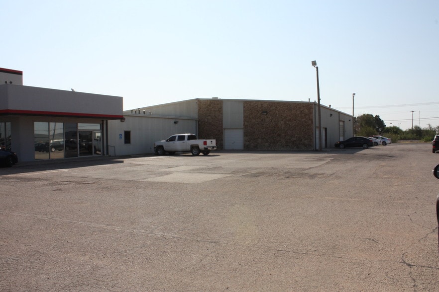 More Photos Of 3915 W Wall St, Midland Auto Dealership For Sale