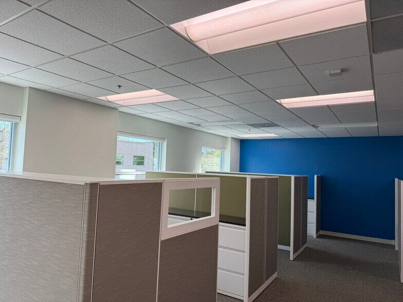 More Photos Of 15823 W Monte St, Sylmar Warehouse For Sale