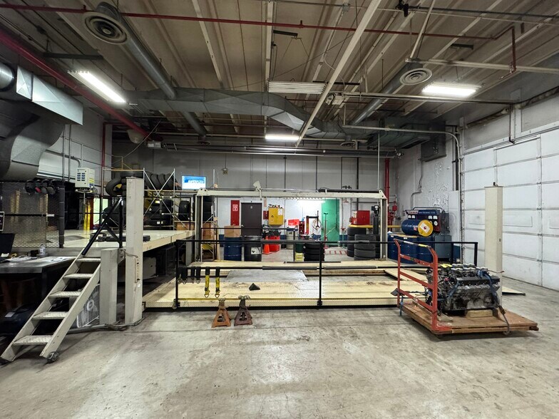 More Photos Of 777 Kuehn Ct, Neenah Warehouse For Sale