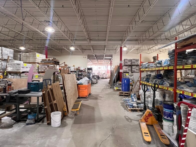 More Photos Of 102 Fairview Park Dr, Elmsford Warehouse For Lease