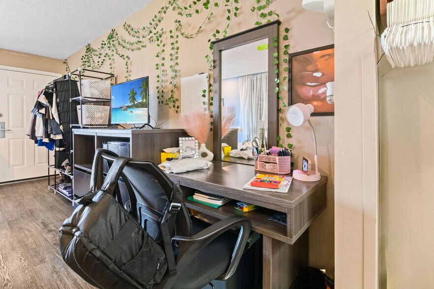 More Photos Of 2350 Chestnut St, Orangeburg Hotel For Sale