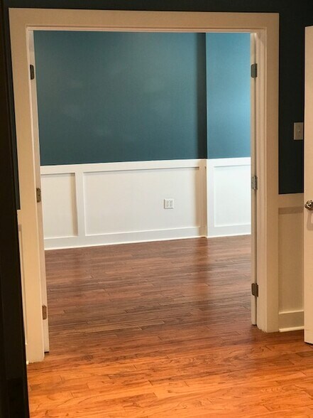 More Photos Of 29 Broad St, Berlin Office Residential For Sale