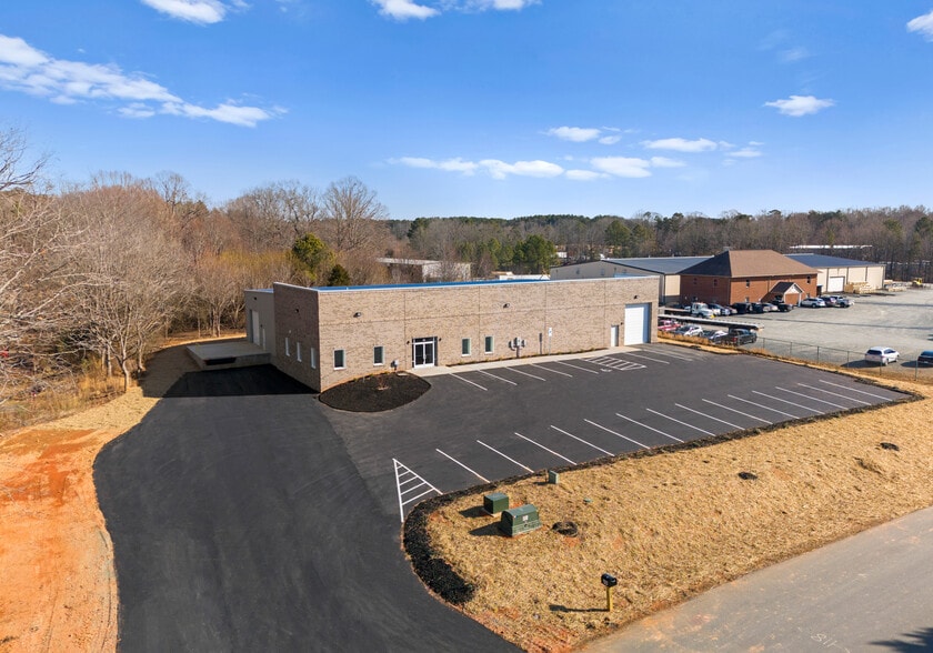 More Photos Of 123 Locust Level Dr, Locust Warehouse For Sale