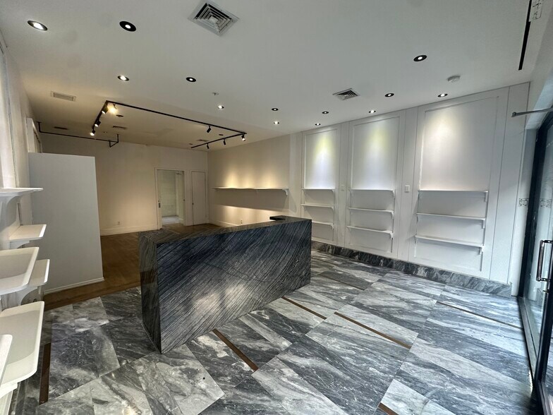 More Photos Of 44 Avenue B, New York Apartments For Lease