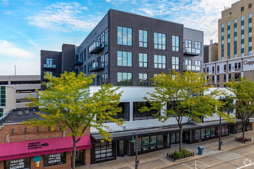 More Photos Of 318 W College Ave, Appleton Apartments For Lease