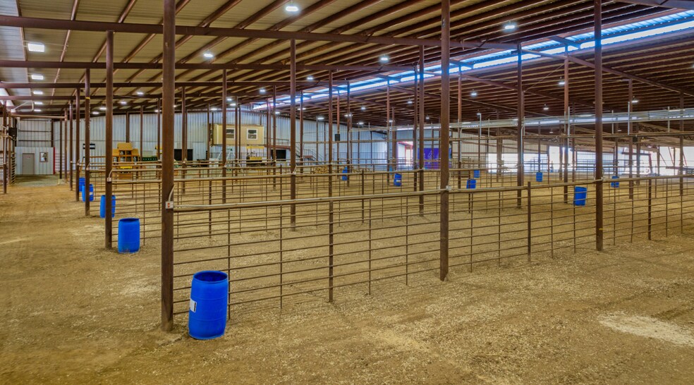 More Photos Of 3536 US Highway 82 E, Paris Specialty For Sale