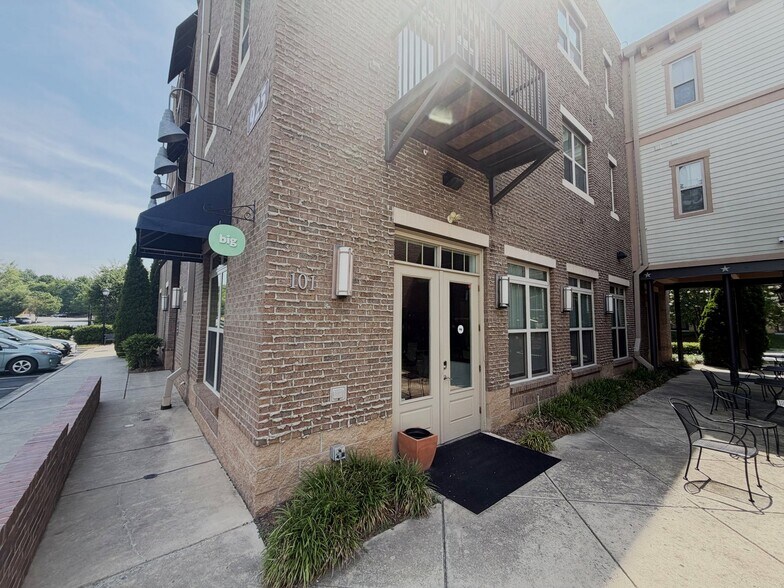 Primary Photo Of 925 Park Center Dr, Matthews Office For Lease