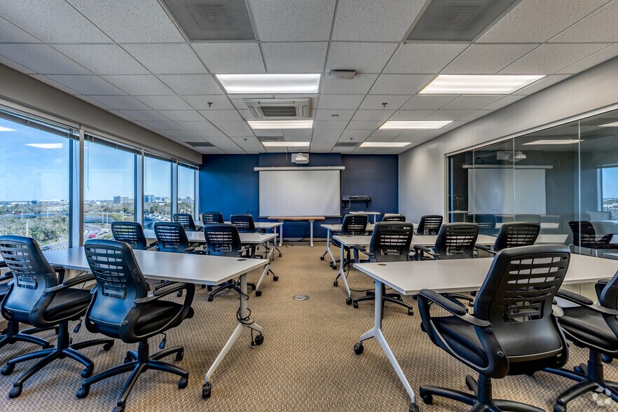 Photo of 8th Floor Ste 830