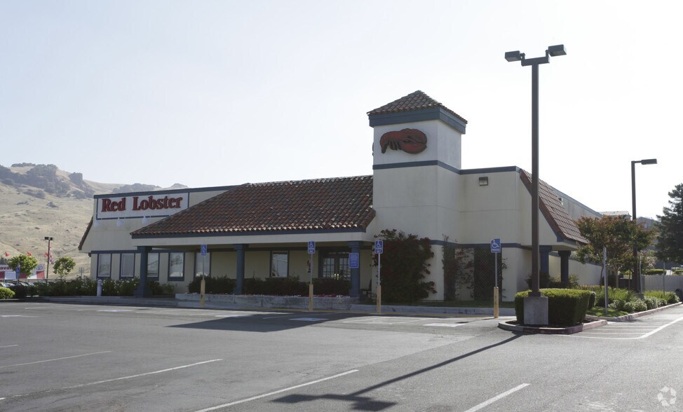 More Photos Of 1180 Admiral Callaghan Ln, Vallejo Restaurant For Lease