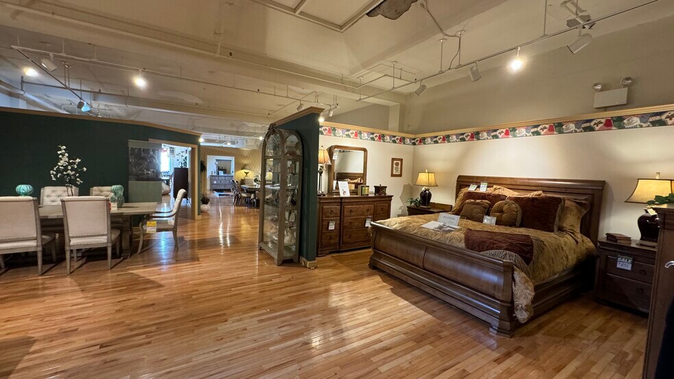 More Photos Of 223 Northampton St, Easton Apartments For Sale