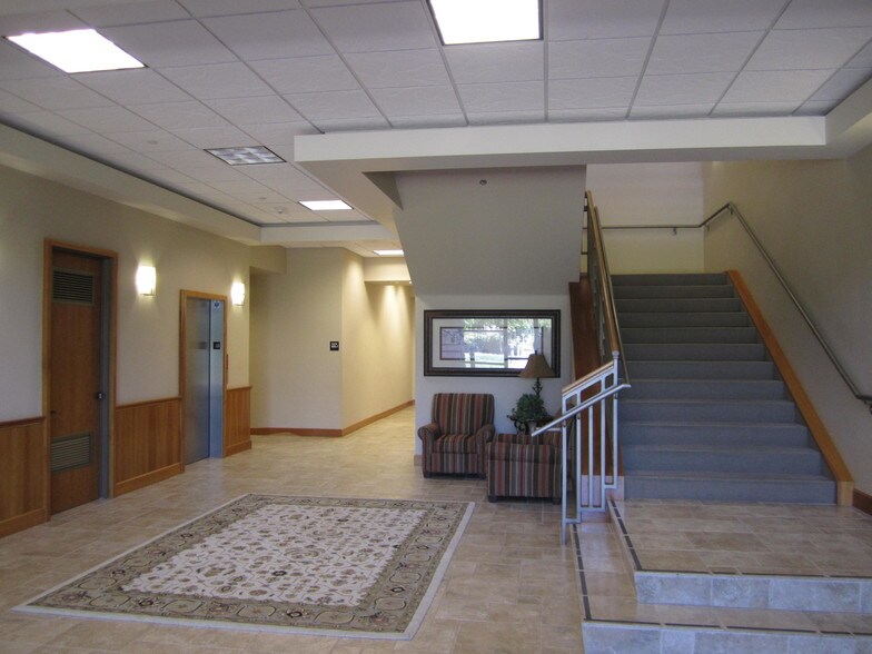 More Photos Of 10640 Mather Blvd, Mather Office For Lease
