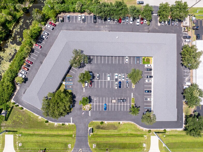 More Photos Of 20020 Veterans Blvd, Port Charlotte Office For Lease