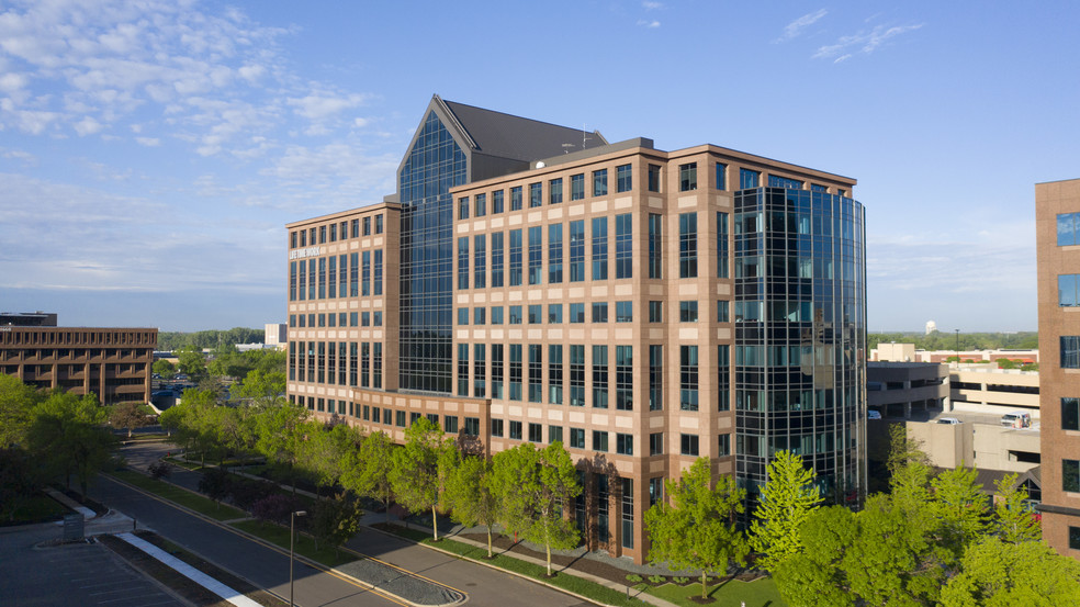 Primary Photo Of 1600 Utica Ave S, Saint Louis Park Office For Lease