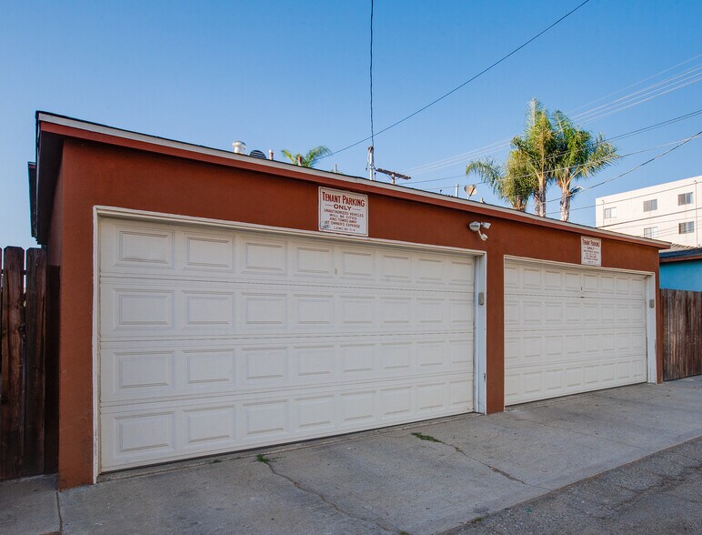 More Photos Of 1146 Venice Blvd, Venice Apartments For Sale