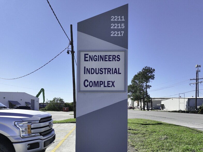 More Photos Of 2211 - 2217 Engineers Rd, Belle Chasse Unknown For Lease