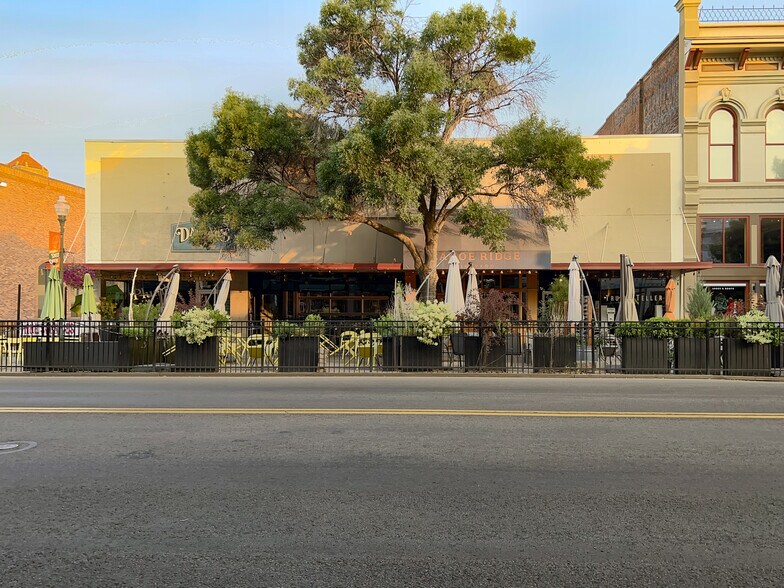 More Photos Of 39-47 E Main St, Walla Walla Storefront For Lease