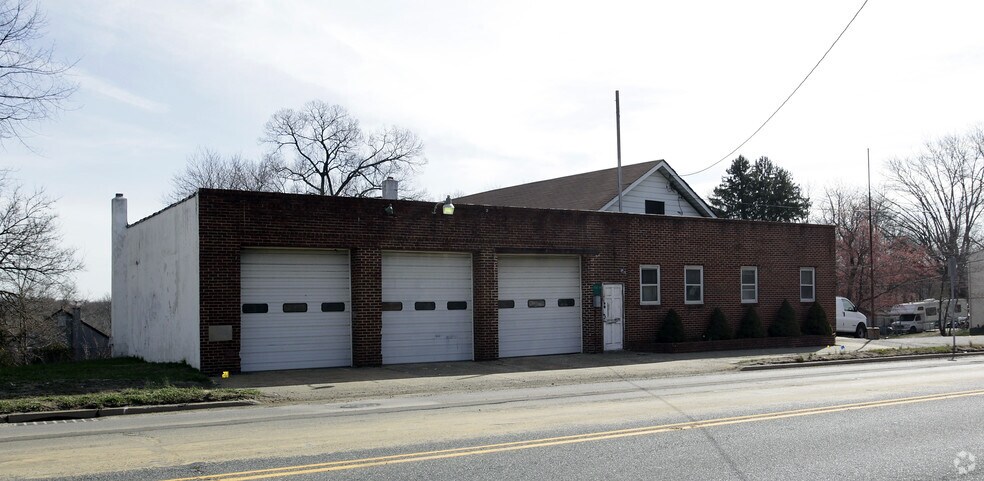 More Photos Of 102 N White Horse Pike, Somerdale Freestanding For Sale
