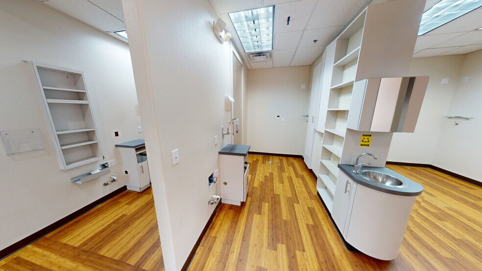 More Photos Of 3650 S Eastern Ave, Las Vegas Medical For Sale