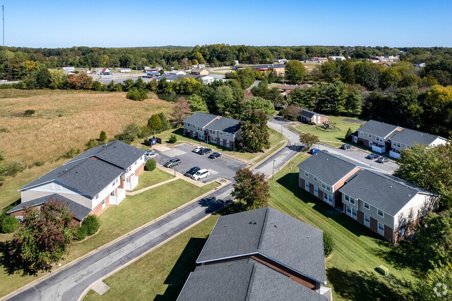 More Photos Of 201 Brickyard Dr, Dillwyn Apartments For Sale
