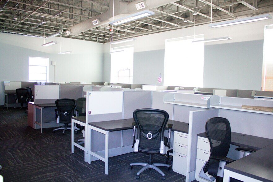 More Photos Of 723 Silver Ave SW, Albuquerque Storefront Retail Office For Lease