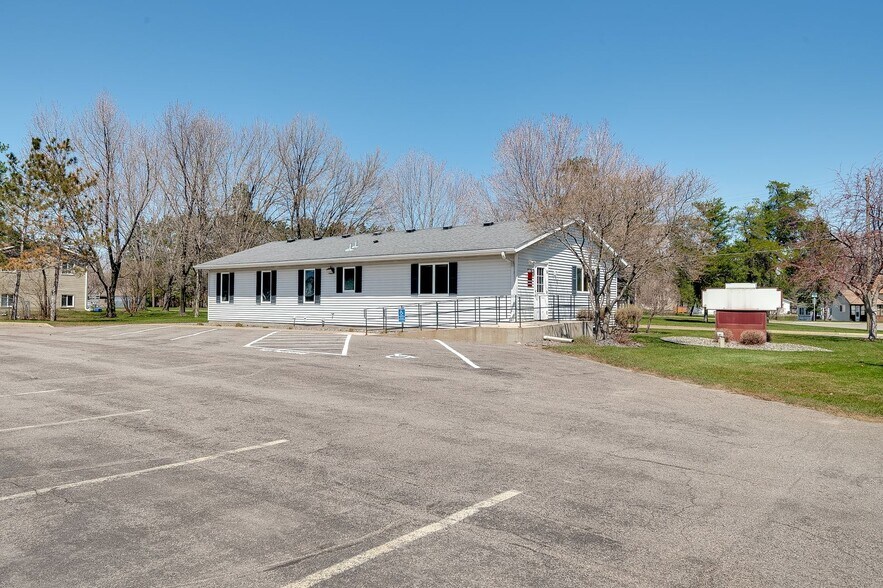 More Photos Of 12392 Pleasant Ave, Becker Office For Lease