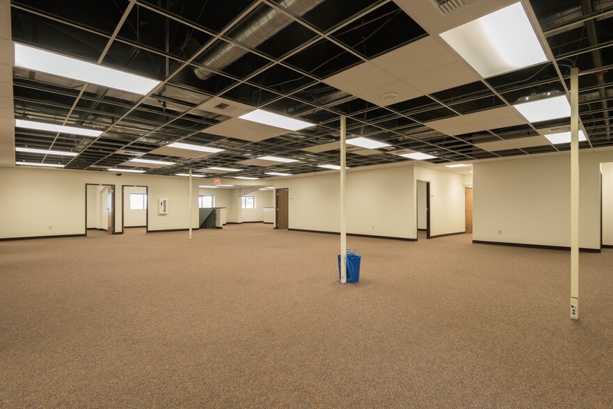 More Photos Of 1992 Saint St, Richland Flex For Sale