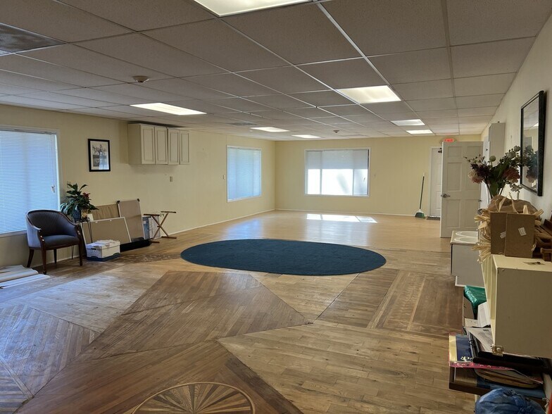 More Photos Of 1980 Buford Hwy, Buford Freestanding For Sale