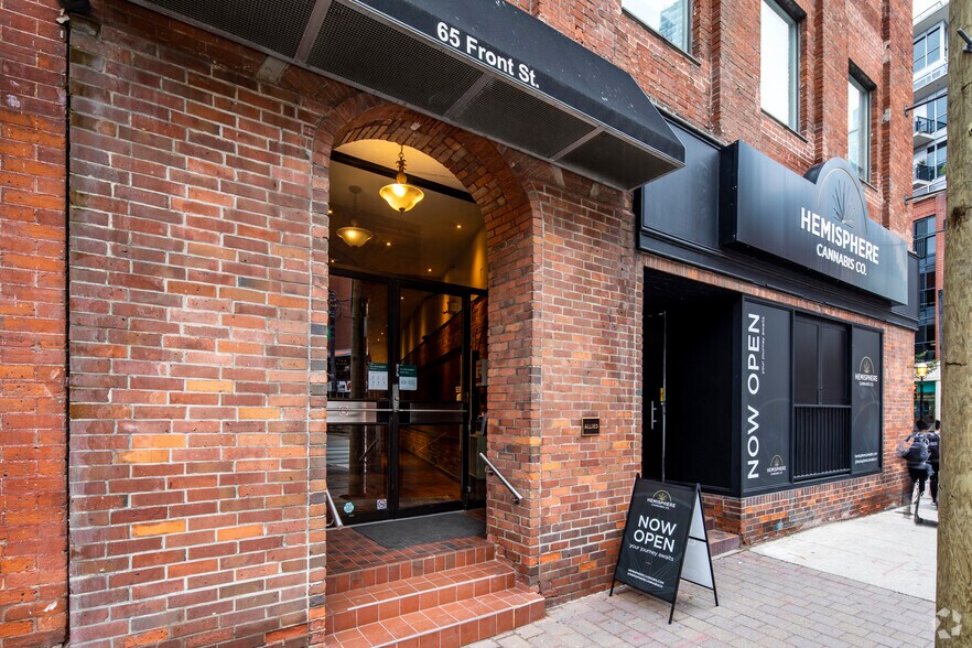 More Photos Of 65 Front St E, Toronto Loft Creative Space For Lease